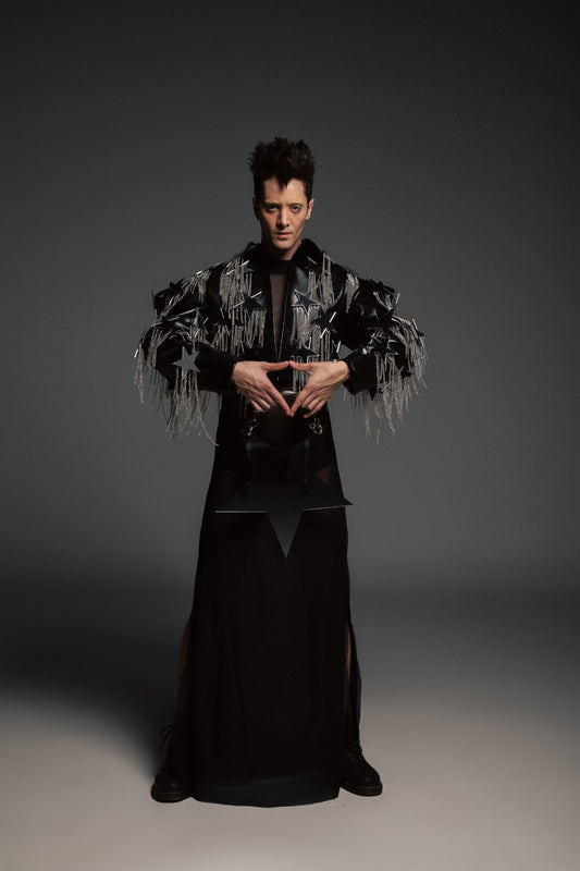 “Shooting Stars Jacket” - Un Destello Cósmico en Movimiento