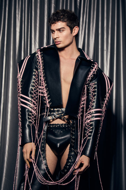 Chamarra “Pink Riot” - Athleisure Glam con Actitud Subversiva